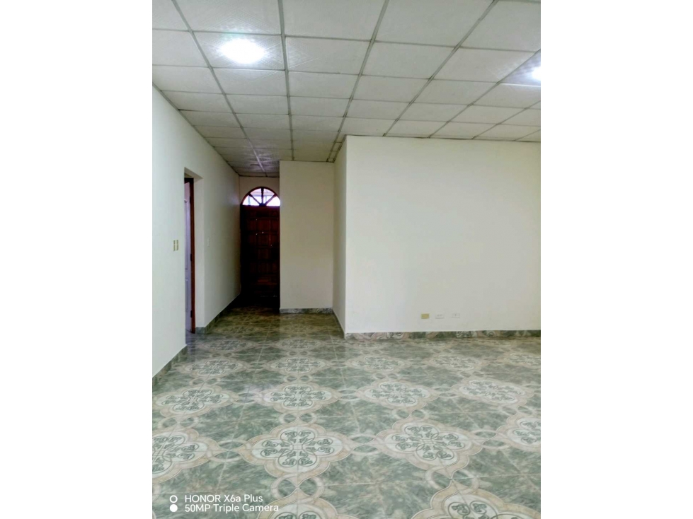 Alquilo amplio apartamento de planta alta en Bugaba! Negociable - 3