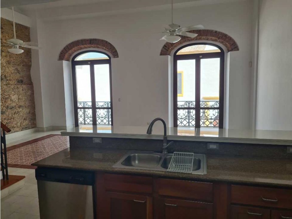 VENDO ALQUILO APARTAMENTO EN CASCO ANTIGUO GRAN TERRAZA HERMOSA VISTA — foto 4