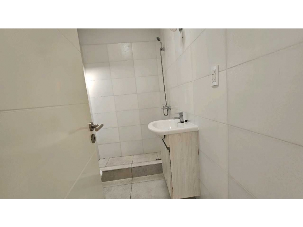 VENTA · DÚPLEX· 2 DORM · CON BALCÓN · R. VENETO — foto 5