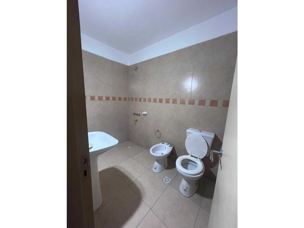 Alquilo anual dpto 1 dorm zona cucu - 3