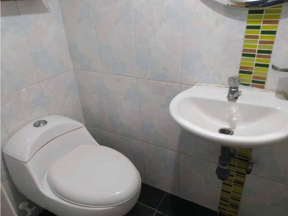 Alquilo apartaestudio sector Robledo — foto 4