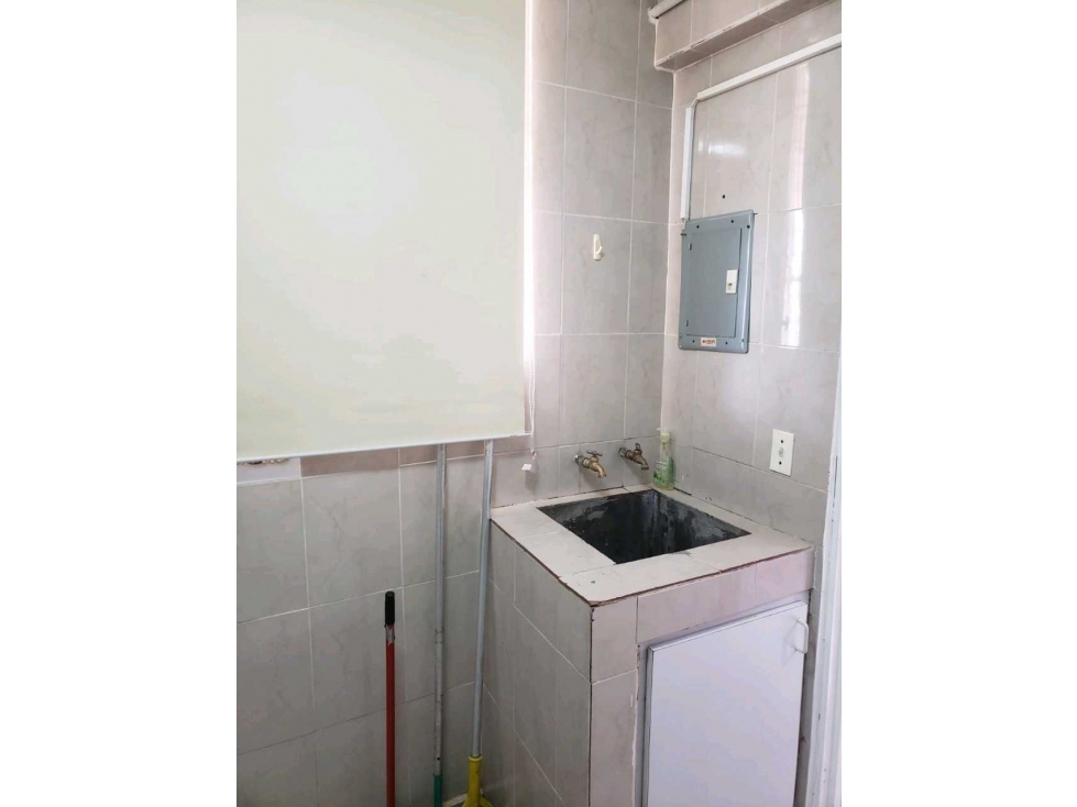 ALQUILER APARTAMENTO 2 REC. AMOBLADO ,AIRES INVERTER SAN FRANCISCO LT. — foto 4