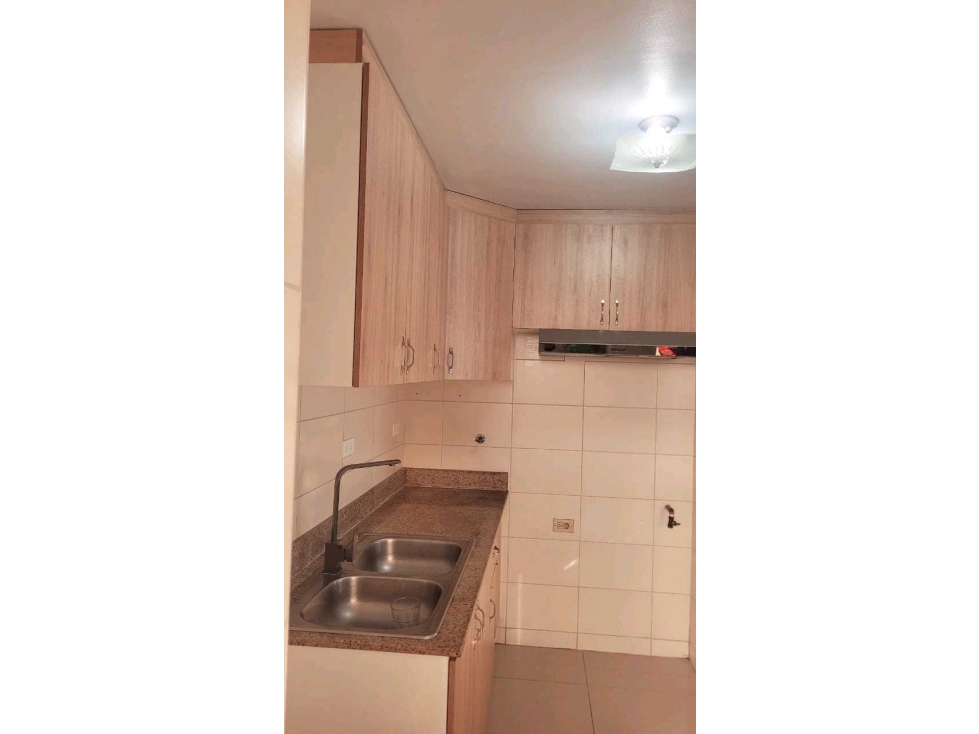 ALQUILO APARTAMENTO 3HAB VIA CINCUENTENARIO — foto 4