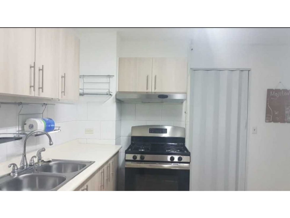 ALQUILO APARTAMENTO AMOBLADO EN PH VICTORY TOWER 3 REC — foto 5