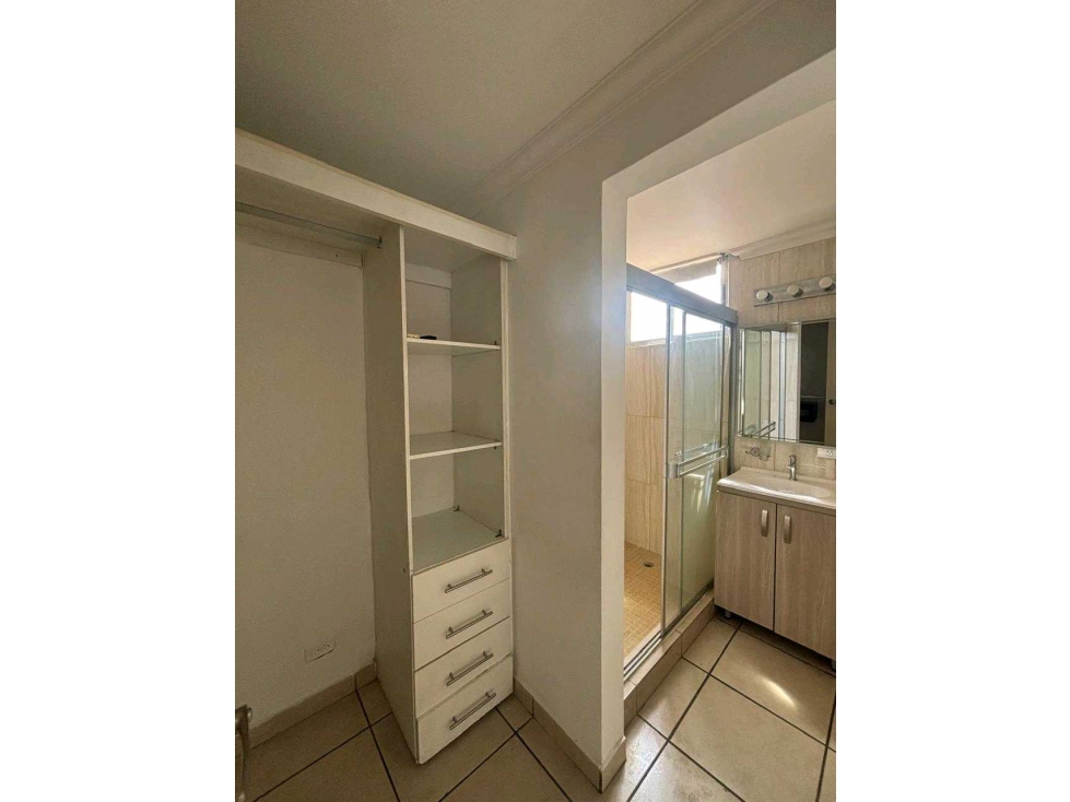 ALQUILO APARTAMENTO AMOBLADO EN VICTORIA HILLS — foto 4
