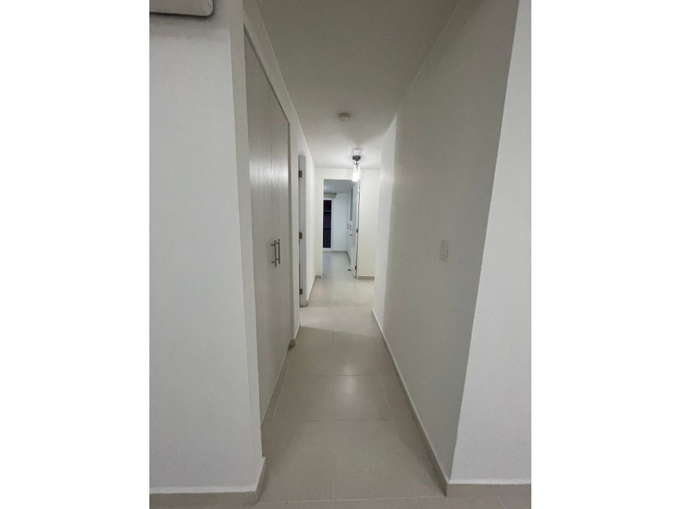 Alquilo apartamento con linea Blanca en Versalles - 2