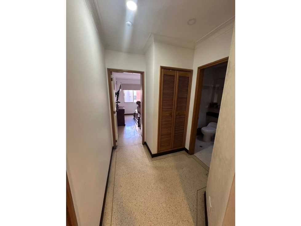 Alquilo apartamento de lujo en Medellín barrio Laureles — foto 3