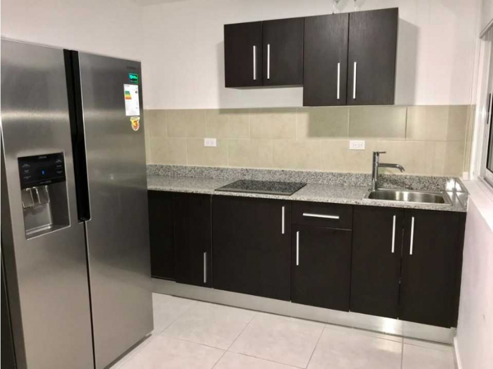 VENDO APARTAMENTO EN AVENIDA BALBOA PH BAY VIEW LINEA BLANCA 76M2 JP — foto 4