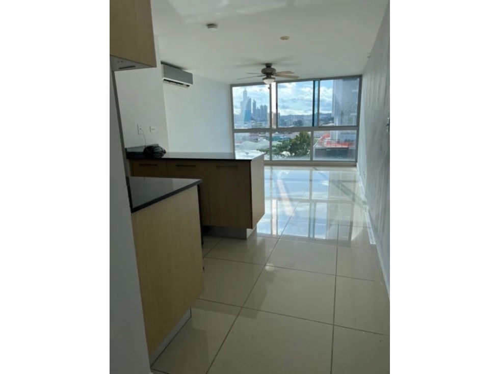 ALQUILO APARTAMENTO EN CARRASQUILLA AM