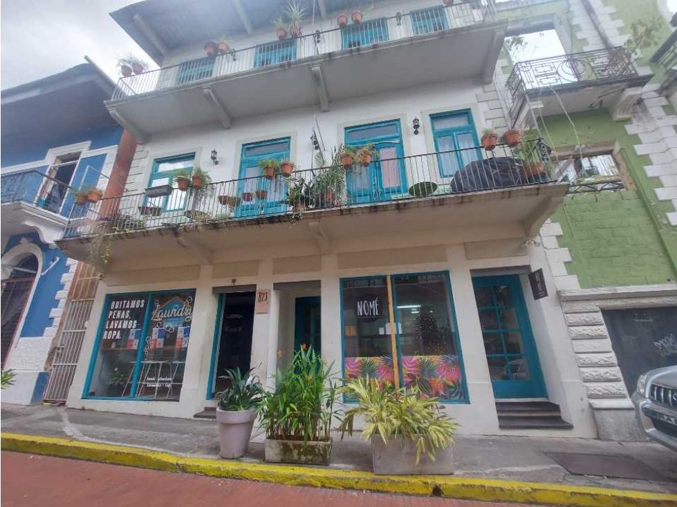 ALQUILO APARTAMENTO EN CASCO ANTIGUO