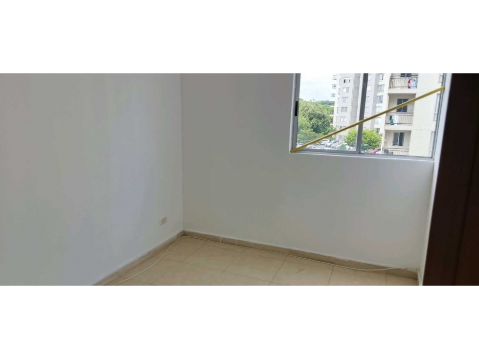 Alquilo apartamento en el sur de cali barrio bochalema unidad cerrada - 5