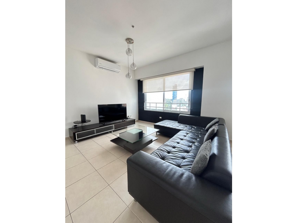 Alquilo apartamento en la avenida Balboa Amoblado 1 recámara