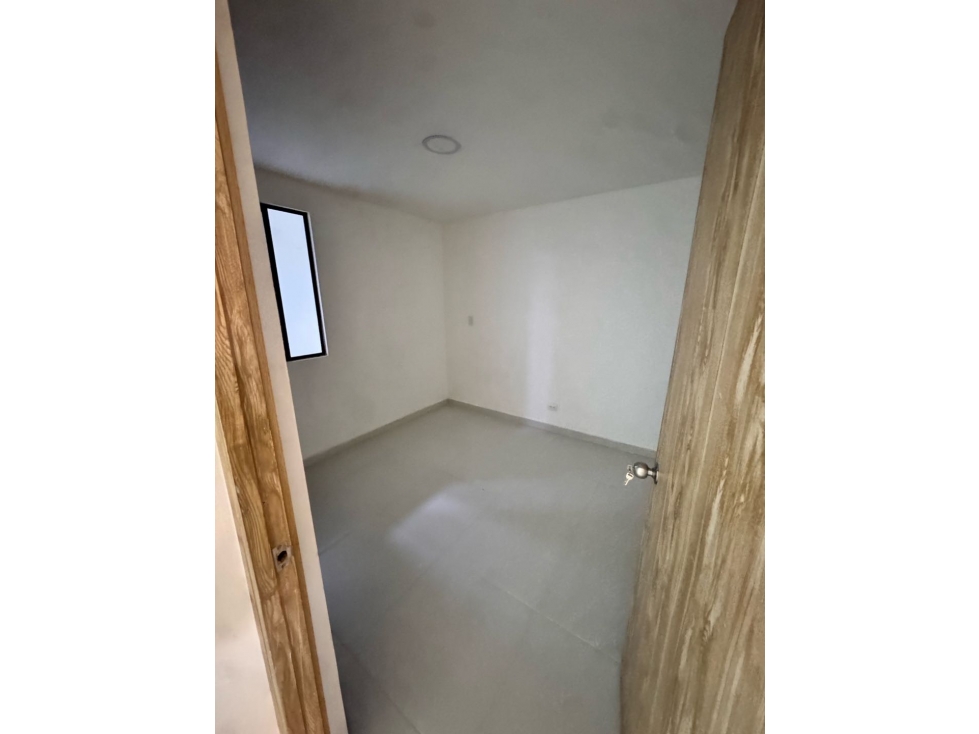 Alquilo apartamento en Medellín cerca a la av la playa con la oriental — foto 3