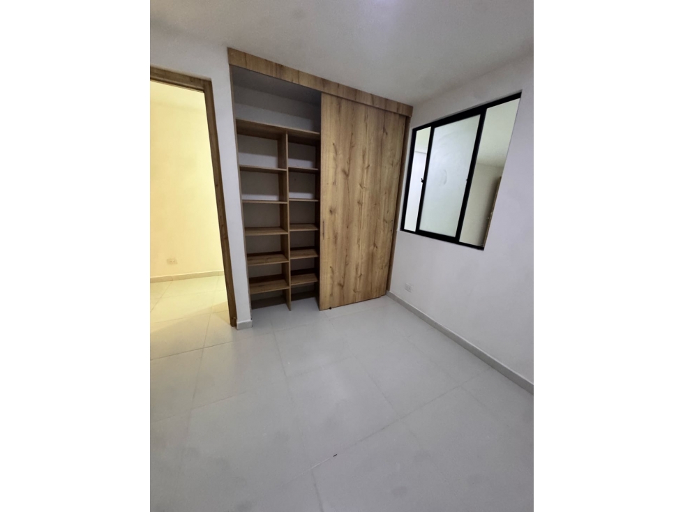 Alquilo apartamento en Medellín cerca a la av la playa con la oriental — foto 4