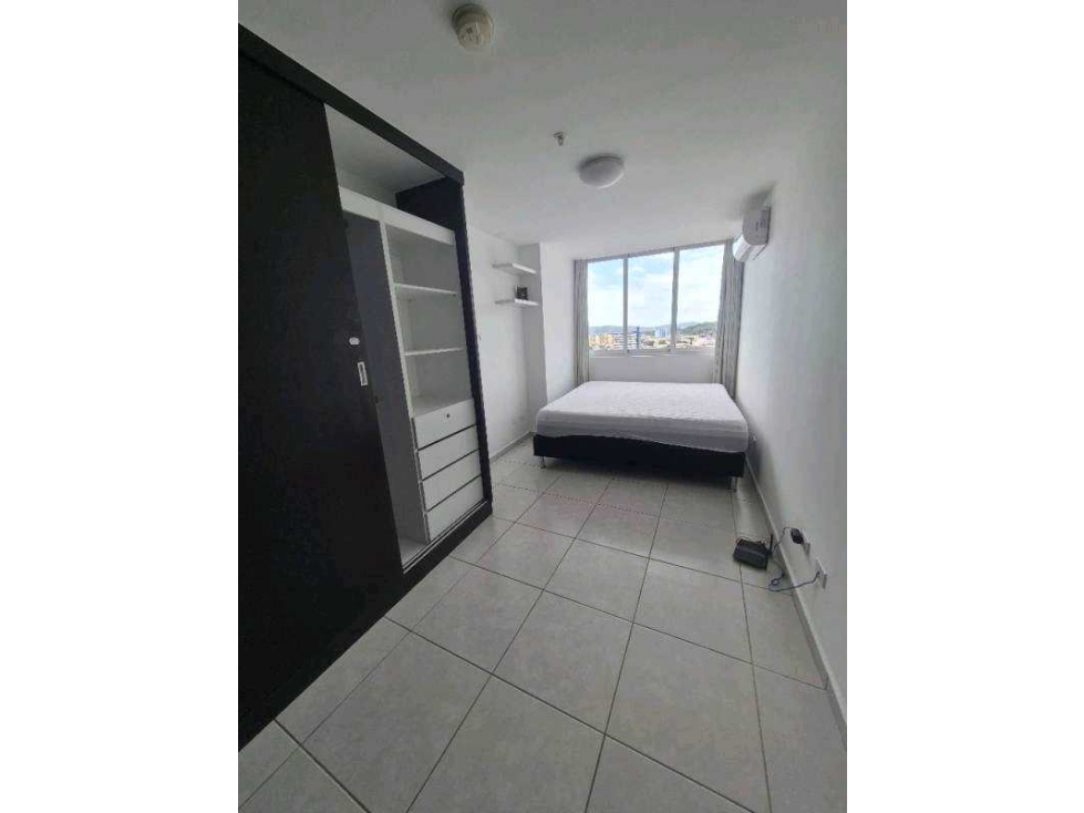 ALQUILO APARTAMENTO EN PH BAY VIEW - 3