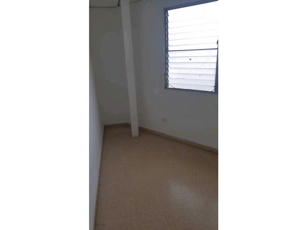 ALQUILO APARTAMENTO EN PH CONQUISTADOR — foto 5