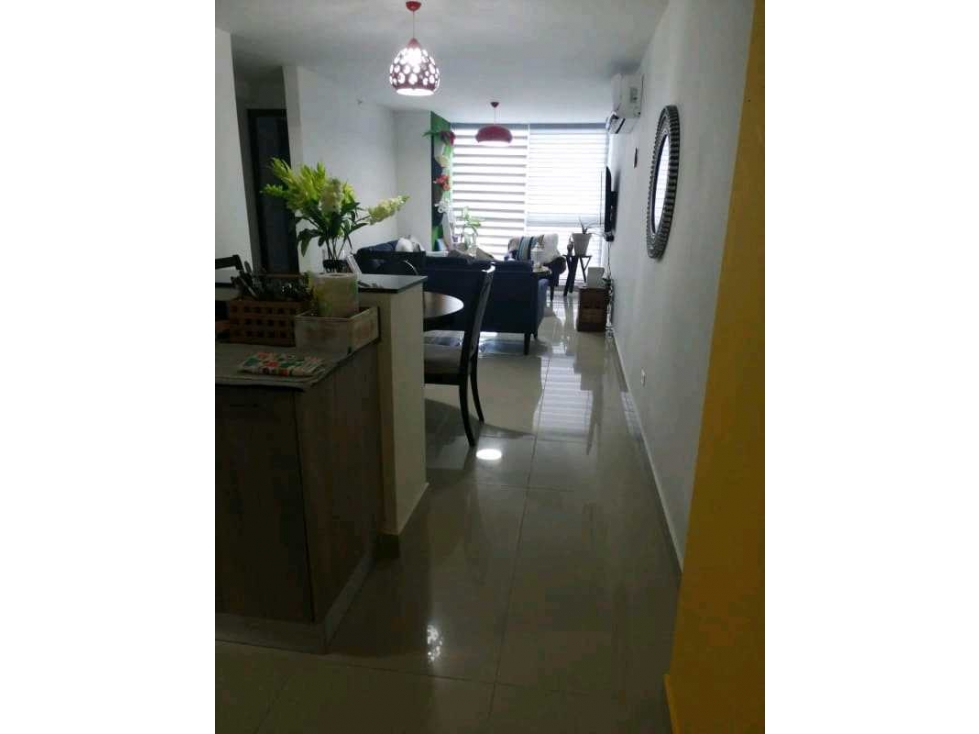ALQUILO APARTAMENTO AMOBLADO SAN FRANCISCO CORAL TOWERS, BI — foto 4