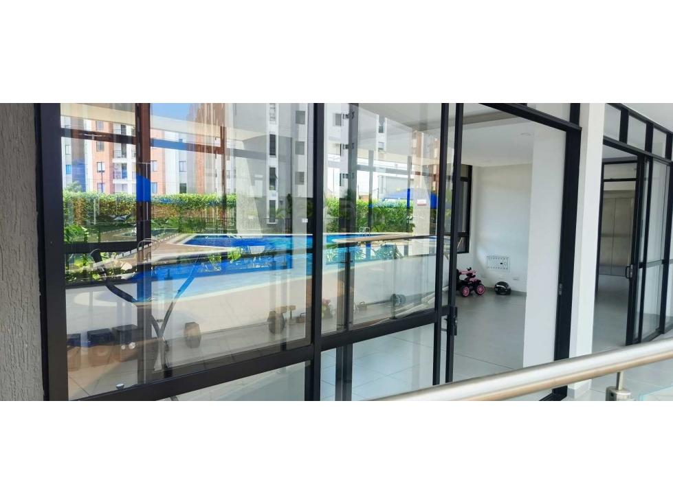 Alquilo apartamento Jamundí Parque Natura unidad cerrada con garaje — foto 2