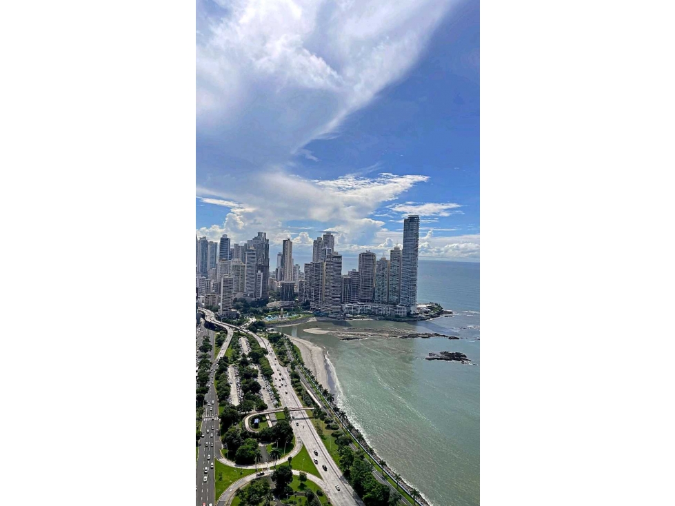 VENTA APARTAMENTO L/B VISTA AL MAR AV BALBOA PH VISTA BALBOA NRR — foto 3