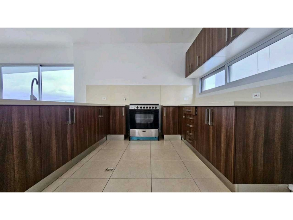 ALQUILO APARTAMENTO LINEA BLANCA PH OASIS ON THE BAY 240 M2 — foto 4