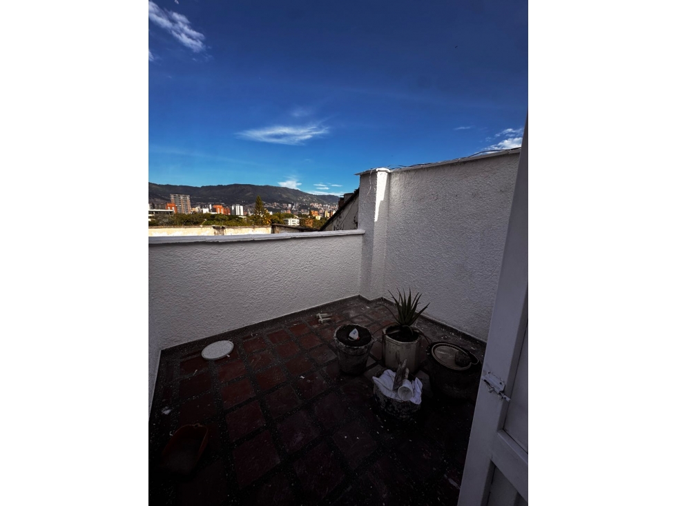 Alquilo apartamento para uso comercial en los colores — foto 5