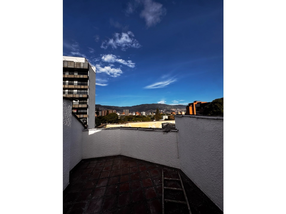 Alquilo apartamento para uso comercial en los colores — foto 6