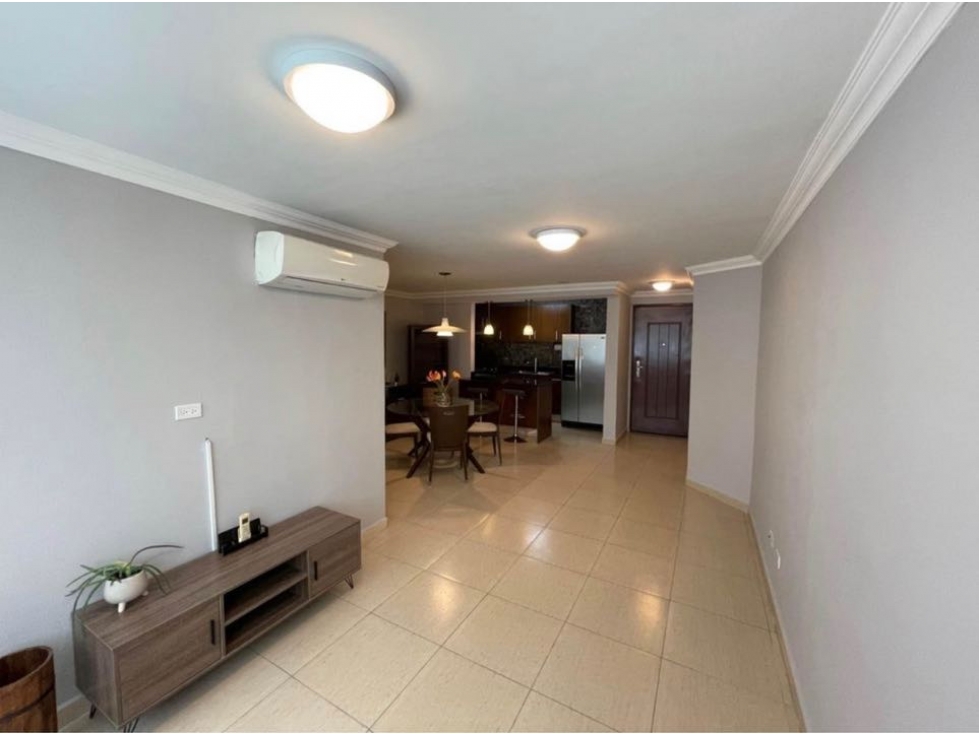 Alquilo apartamento semi amueblado en Carrasquilla — foto 3