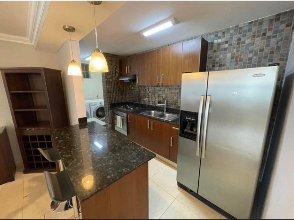 Alquilo apartamento semi amueblado en Carrasquilla — foto 4