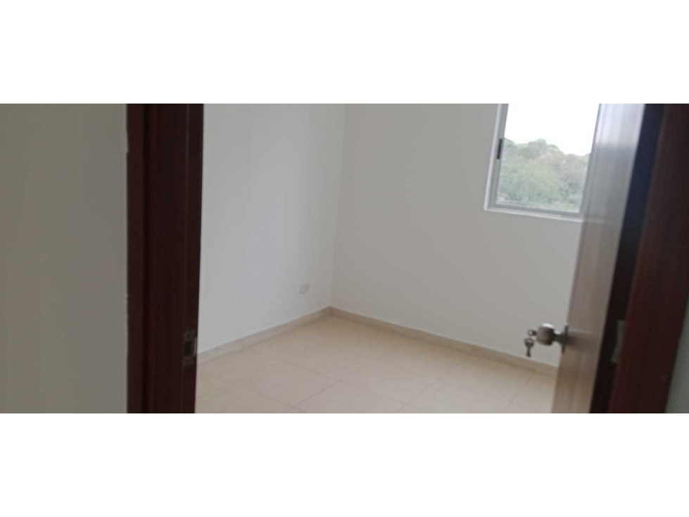 apartamento en alquiler sur de cali barrio Bochalma unidad granadillo — foto 3