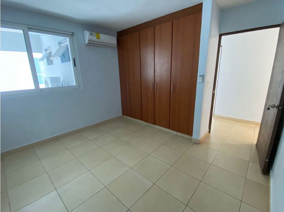Alquilo Bellavista, Blue Park, amplio 3rec. más cuarto Baño, empleada — foto 4