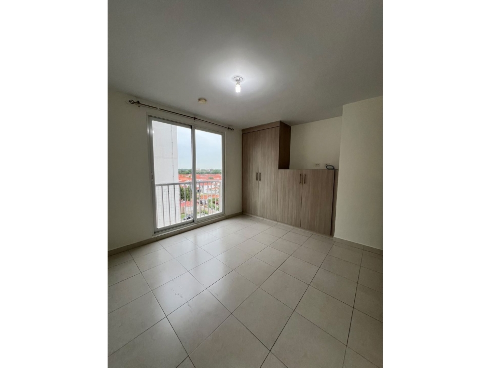 Alquilo bello apartamento en versalles línea blanca 900$ — foto 6