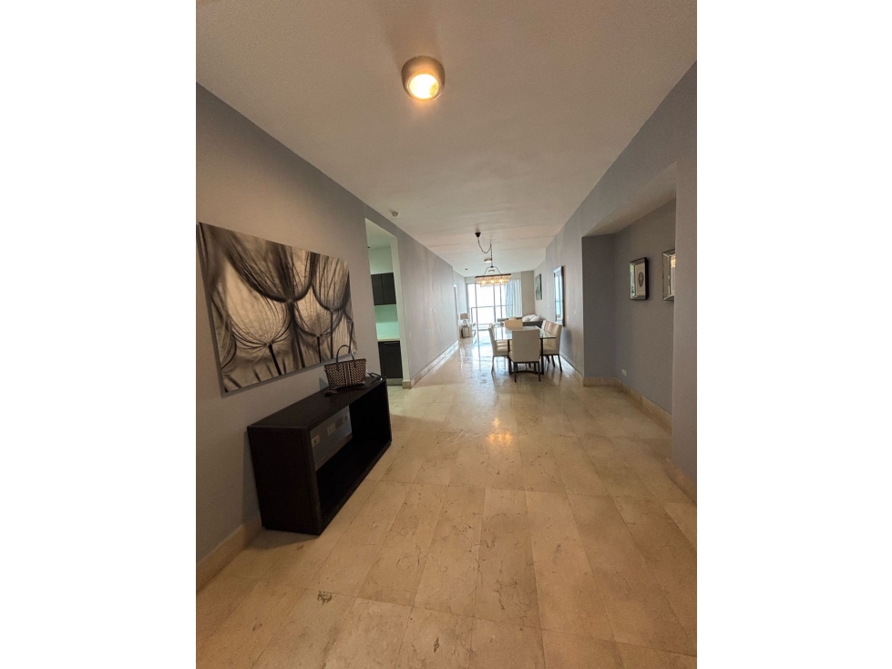 Alquilo bello apartamento en Yoo Panamá 2600$