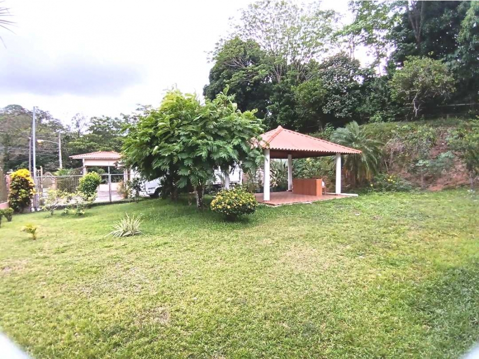 ALQUILO CASA 3HAB 2BA CERCA TERRONAL — foto 2