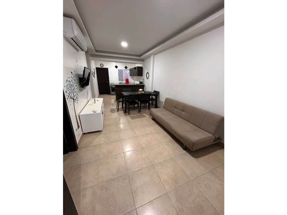 Alquilo Casa Amoblada en Ancon - 2