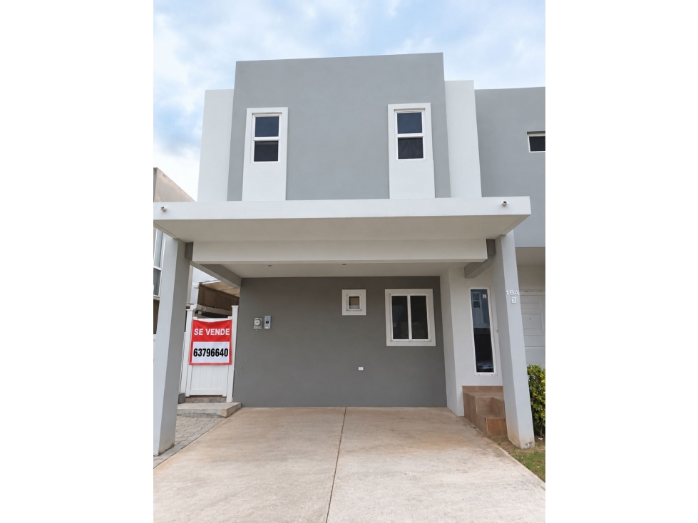 VENTA DE CASA BRISAS DEL GOLF NORTE BRISAS NORTE VICTORIA 187M2 JP