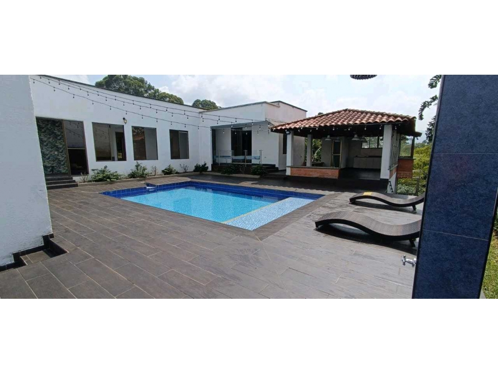 ALQUILO CASA CAMPESTRE SECTOR ALQUERIA DOSQUEBRADAS COD 7985190 - 1