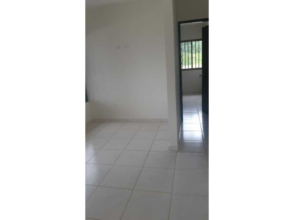 ALQUILO CASA DE 3HAB SIn MUEBLES DISPONIBLE EN OCTUBRE 2026 — foto 3