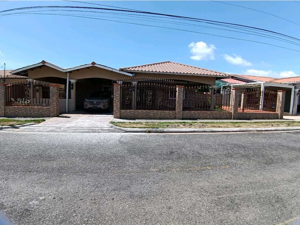 VENDO CASA DE 3HAB.2BAÑOS.SAN PABLO NUEVO