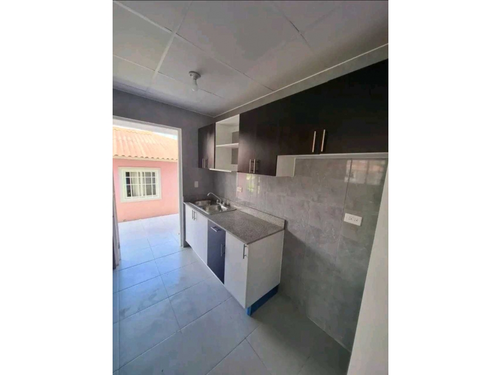ALQUILO CASA EN ARRAIJAN BARRIADA GREEN VILLAGE — foto 3