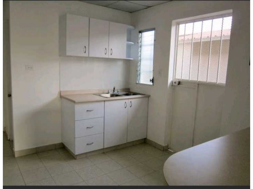 ALQUILO CASA EN ARRAIJAN BARRIADA EL PALMAR — foto 3