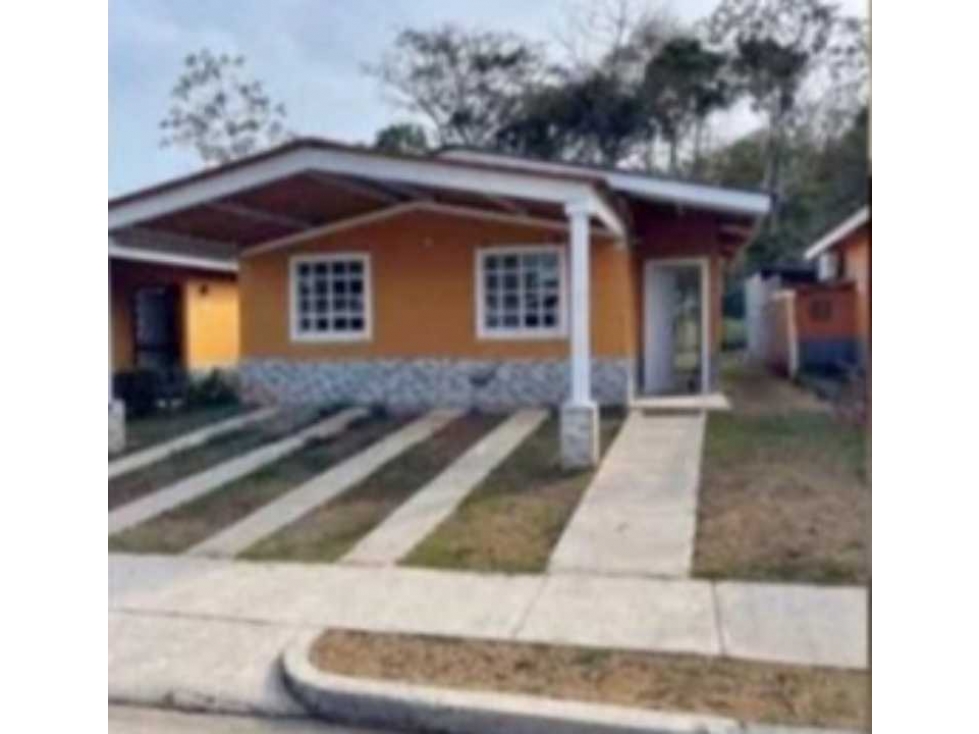 ALQUILO CASA EN ARRAIJAN BRISAS DE ARRAIJAN 3R