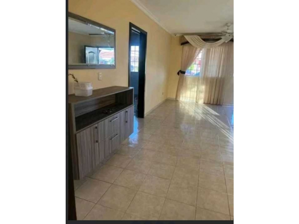 ALQUILO CASA EN ARRAIJAN PH QUINTAS DE NUEVA ARRIJAN — foto 4