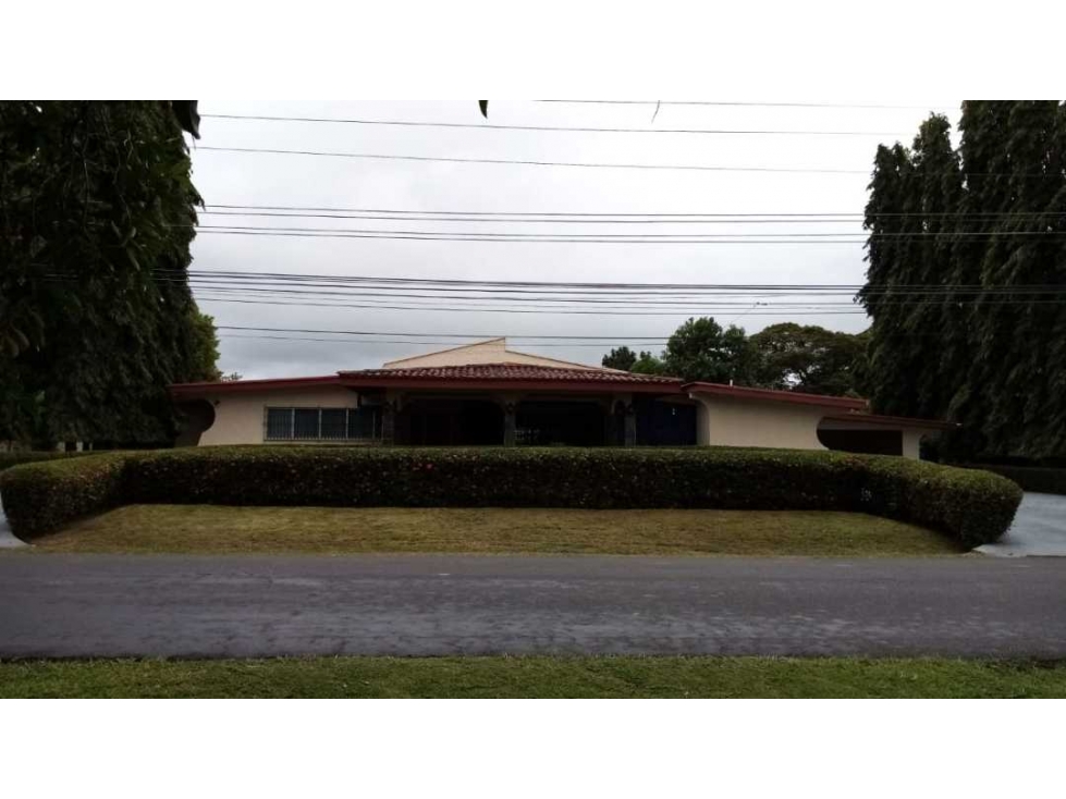 ALQUILO CASA EN EL CORAZON COMERCIAL DE DAVID — foto 3