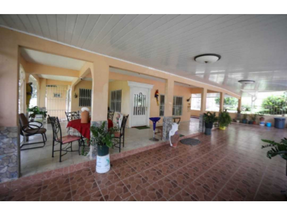 ALQUILO CASA EN LA CHORRERA ALTOS DE LA GLORIA 3R — foto 3
