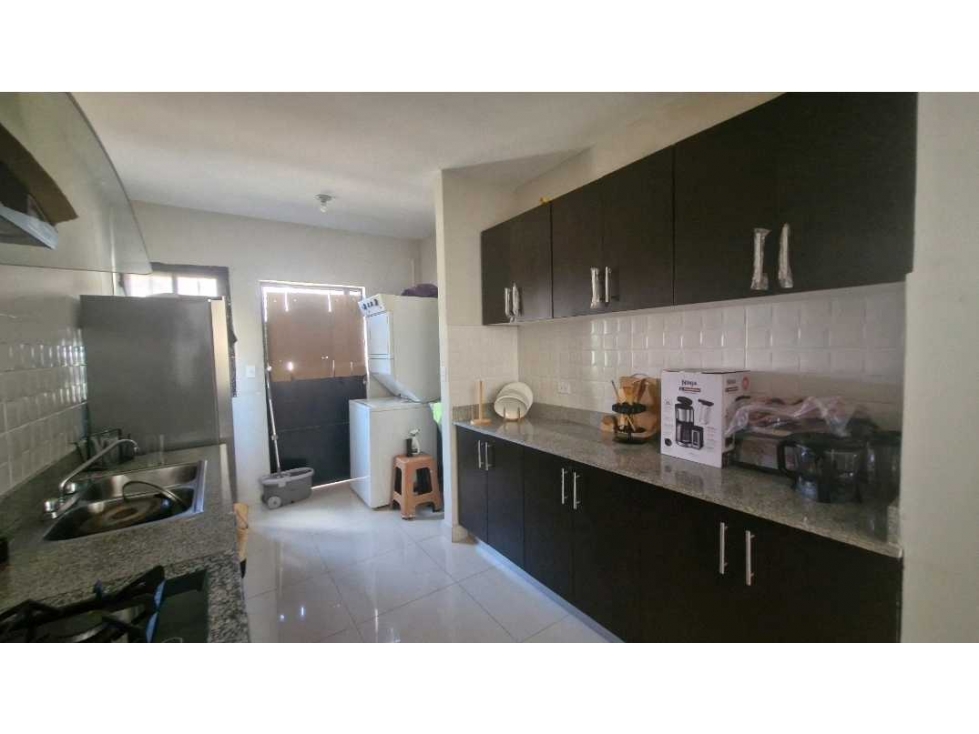 ALQUILO CASA EN LA CHORRERA BARRIADA COSTA ESTE AMOBLADA — foto 4
