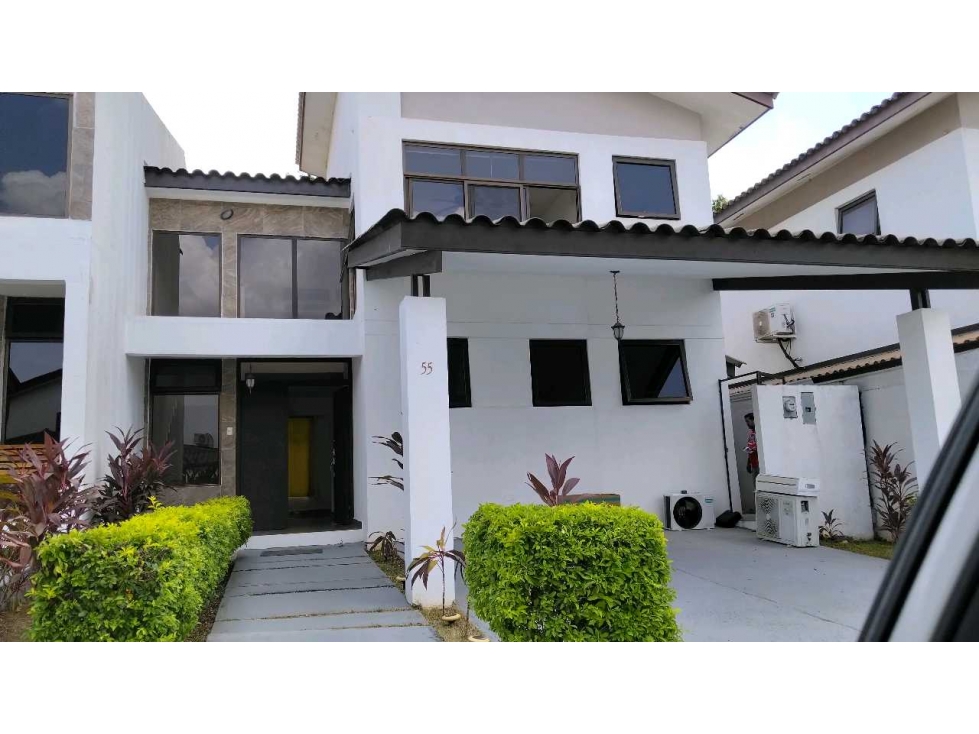 ALQUILO CASA EN LA CHORRERA COSTA VERDE PUERTO MADERO 3R LINEA BLANCA
