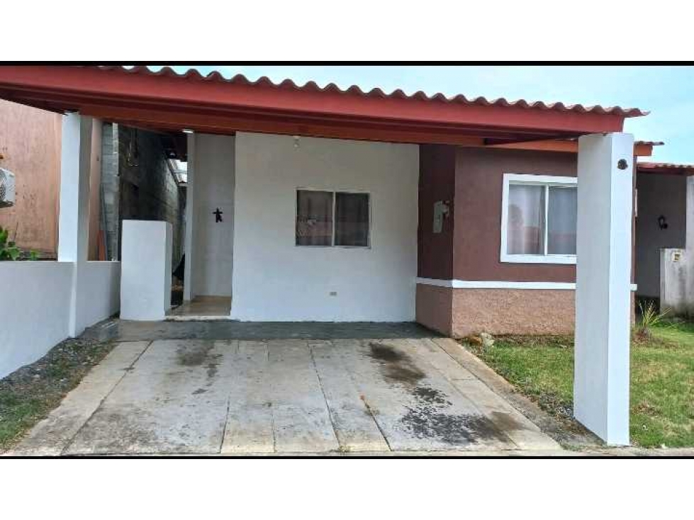 ALQUILO CASA EN LA CHORRERA LA ARBOLEDA PH LOS AVELLANOS