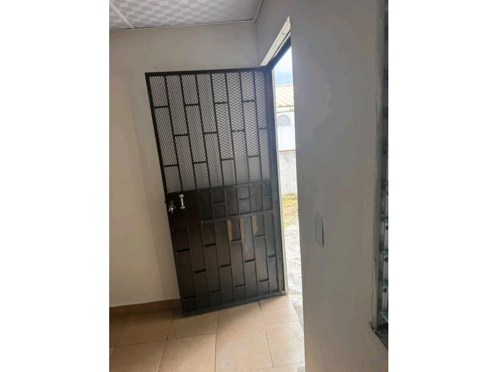 ALQUILO CASA EN LA CHORRERA VALLE DORADO — foto 2