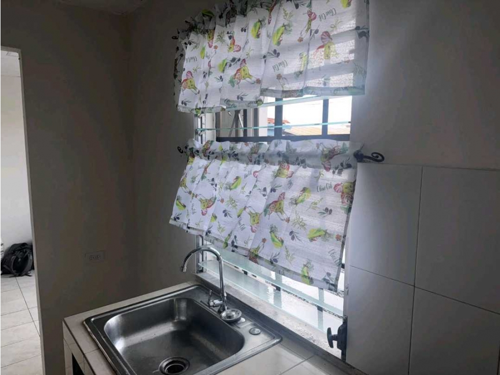 ALQUILO CASA EN LA CHORRERA VALLE DORADO — foto 3