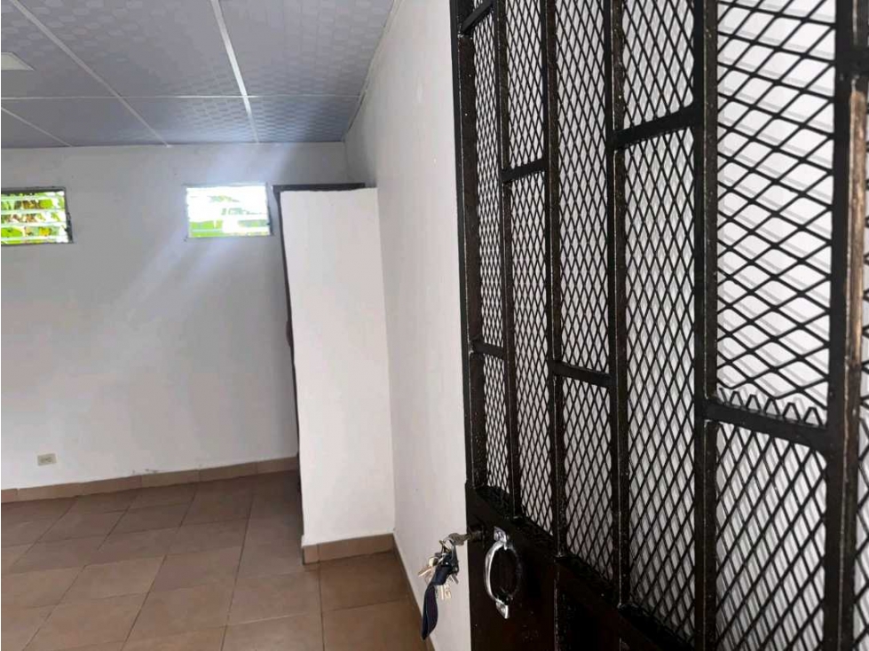 ALQUILO CASA EN LA CHORRERA VALLE DORADO — foto 4